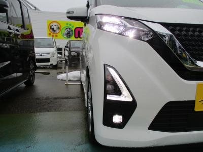 �f�C�Y�@�V�����Îԁ@�����ʲ��د�ނ�V�̗p�����V�^�޲�ޡ�V�^�ݼ��&CVT�ŔR���28.6km/L������������޻޲݂�ʲ�������Ł��ϰ�ުݼ���ڰ����������&14�����Ё�LEDͯ��ײā����ذ&�߯�����ā��ñ�ݸ��Ӻ݂ق���߼�݂́��׳����ޭ�������CD���߁�ETC���t���Ă��܂��