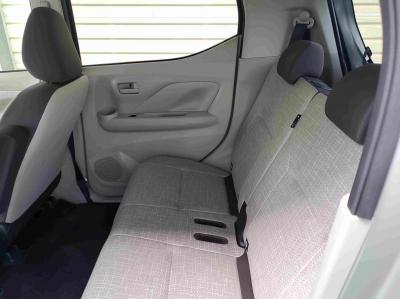 �f�C�Y�@�V�����Îԁ@H31�N3���ɏo��2����޲�ޡ�����STOP�t�ݼ��&CVT�ɽϰļ����ʲ��د�ނ��̗p���R���29.4km/L��������e�́��ϰ�ުݼ���ڰ������ذ&�߯�����ā���Ĵ��݁�VDC������h�~��14�����Ђ̂ق���߼�݂́���ذ����پ��TV ���׳����ޭ�������ETC�Ȃǂ��t���Ă��܂�!