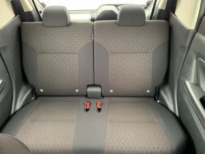 �f�C�Y�@�V�����Îԁ@R5�N9����ϲ��݂��O������߰���Ђ��޻޲݂�ύX���Č���^�ɡ�����ʲ��د��&CVT�ŔR���WLTC21.1km/L��㋉��ڰ�ނŁ�����߲ۯ�(ڰ�ް��ڰ������َx���tڰ�ް�ٰ��)���׳���V������LEDͯ��ײā��������&14�����Ё��d���߰�ݸނق���߼�݂́���ذ����پ��TV��ETC�Ȃǂ��t���Ă��܂�!