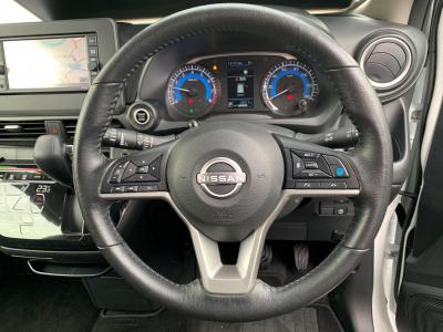 �f�C�Y�@�V�����Îԁ@R5�N9����ϲ��݂��O������߰���Ђ��޻޲݂�ύX���Č���^�ɡ�����ʲ��د��&CVT�ŔR���WLTC21.1km/L��㋉��ڰ�ނŁ�����߲ۯ�(ڰ�ް��ڰ������َx���tڰ�ް�ٰ��)���׳���V������LEDͯ��ײā��������&14�����Ё��d���߰�ݸނق���߼�݂́���ذ����پ��TV��ETC�Ȃǂ��t���Ă��܂�!