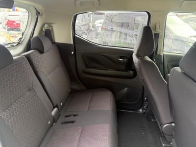 �f�C�Y�@�V�����Îԁ@R5�N9����ϲ��݂��O������߰���Ђ��޻޲݂�ύX���Č���^�ɡ�����ʲ��د�ނ�CVT�ŔR���WLTC23.3km/L��l�C��ʲ������(�V��184.9���~)�ő����́��ϰ�ުݼ���ڰ��C�Ű�����&14�����Ё�LEDͯ��ײā����ذ&�߯�����ā��׳����ޭ��������ñ�ݸ��Ӻ݂Ȃǡ��߼�ݶװ�́��߰�°�݂ł�!