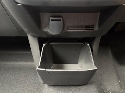 �f�C�Y�@�V�����Îԁ@R5�N9����ϲ��݂��O������߰���Ђ��޻޲݂�ύX���Č���^�ɡ�����ʲ��د�ނ�CVT�ŔR���WLTC23.3km/L��l�C��ʲ������(�V��184.9���~)�ő����́��ϰ�ުݼ���ڰ��C�Ű�����&14�����Ё�LEDͯ��ײā����ذ&�߯�����ā��׳����ޭ��������ñ�ݸ��Ӻ݂Ȃǡ��߼�ݶװ�́��߰�°�݂ł�!