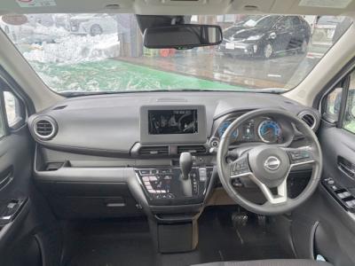 �f�C�Y�@�V�����Îԁ@R5�N9����ϲ��݂��O������߰���Ђ��޻޲݂�ύX���Č���^�ɡ�����ʲ��د�ނ�CVT�ŔR���WLTC23.3km/L��l�C��ʲ������(�V��184.9���~)�ő����́��ϰ�ުݼ���ڰ��C�Ű�����&14�����Ё�LEDͯ��ײā����ذ&�߯�����ā��׳����ޭ��������ñ�ݸ��Ӻ݂Ȃǡ��߼�ݶװ�́��߰�°�݂ł�!