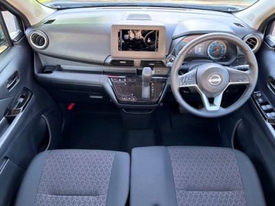 �f�C�Y�@�V�����Îԁ@R5�N9����ϲ��݂��O������߰���Ђ��޻޲݂�ύX���Č���^�ɡ�����ʲ��د�ނ�CVT�ŔR���WLTC21.1km/L��l�C��ʲ������(�V��184.9���~)�ő����́��ϰ�ުݼ���ڰ��C�Ű�����&14�����Ё�LEDͯ��ײā����ذ&�߯�����ā��׳����ޭ��������ñ�ݸ��Ӻ݂Ȃǡ��߼�ݶװ�́���ڰ°�݂ł�!