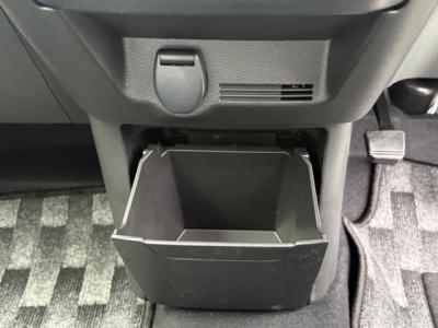 �f�C�Y�@�V�����Îԁ@R5�N9����ϲ��݂��O������߰���Ђ��޻޲݂�ύX���Č���^�ɡ�����ʲ��د�ނ�CVT�ŔR���WLTC23.3km/L��l�C��ʲ�������ő����́��ϰ�ުݼ���ڰ��C�Ű�����&14�����Ё�LEDͯ��ײā����ذ&�߯�����ā��׳����ޭ��������ñ�ݸ��Ӻ݂Ȃǡ��߼�ݶװ�́��߰��ܲĂł�!