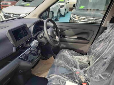 �f�C�Y�@�V�����Îԁ@R5�N9����ϲ��݂��O������߰���Ђ��޻޲݂�ύX���Č���^�ɡ�����ʲ��د�ނ�CVT�ŔR���WLTC23.3km/L��l�C��ʲ�������ő����́��ϰ�ުݼ���ڰ��C�Ű�����&14�����Ё�LEDͯ��ײā����ذ&�߯�����ā��׳����ޭ��������ñ�ݸ��Ӻ݂Ȃǡ��߼�ݶװ�́��߰��ܲĂł�!