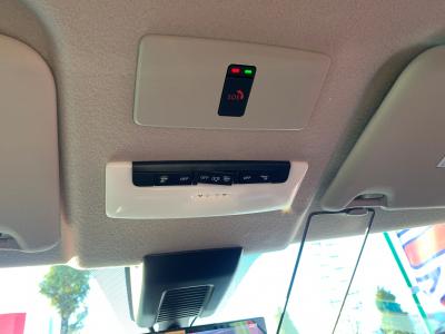 LbNX@VÎԁ@R4N7ɒǉꂽ4WD١1.2Lݼ݂ŔdO2Ӱŋ쓮RWLTC19.2km/L㋉قŁڻް&F˰׳ޭٰװ˰߲ۯāLEDͯײāذACCŰ17Ђق߼݂́ذپTVETCtĂ܂!