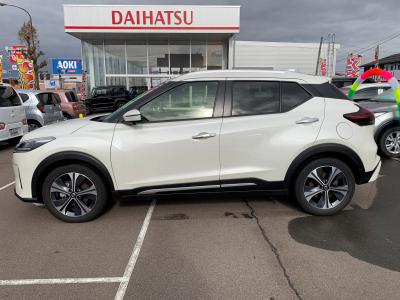 �L�b�N�X�@�V�����Îԁ@R4�N7���ɒǉ����ꂽ4WD���١1.2L�ݼ�݂Ŕ��d���O��2Ӱ���ŋ쓮��R���WLTC19.2km/L��㋉���قŁ�ڻް���&F˰�����׳����ޭ����������ٰ��װ�������˰��������߲ۯā�LEDͯ��ײā����ذ�����AC��C�Ű��17�����Ђق���߼�݂́���ذ����پ��TV��ETC���t���Ă��܂�!