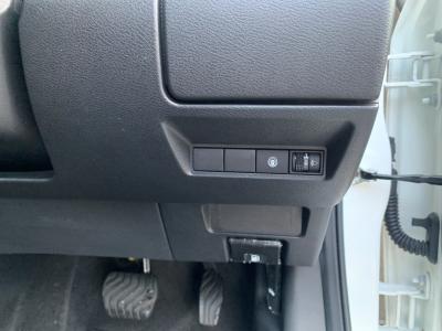 �m�[�g�@�V�����Îԁ@R2�N12����������ݼޡ�d�ʂ͕ς�������ح�ъ��𑝂����޻޲݂ɡ�S��e-��ܰ�Ő������ܰUP��R�������WLTC28.4Km/L!�����́��ϰ�ުݼ���ڰ������ذ&�߯�����ā����AC�ق���߼�݂́�CD���߂Ȃǂ��t���Ă��܂�!