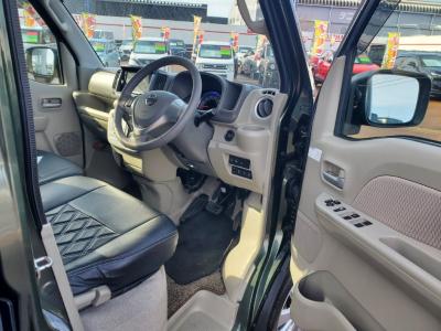 �m�u�P�O�O�N���b�p�[���I�@�V�����Îԁ@���ب�̓��Y�š����ق�4WD���ނōŏ㋉��ڰ�ނ�G�ɂ́��ϰ�ުݼ���ڰ���������ܰ�ײ���ޱ������ײā���Ĵ��݁�14�����Ё����˰�����d���i�[�ï�߂Ȃǂ̂ق���߼�݂́���ذ����پ��TV&�ޯ���ׁ�ETC���v����Ķ�ް�����ں���t���Ă��܂��B