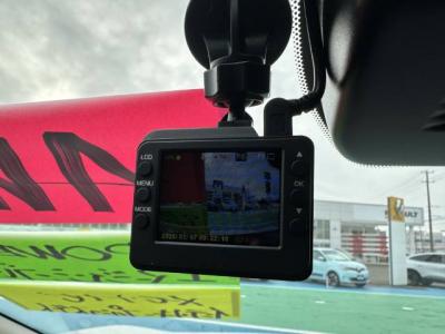 �m�[�g�@�V�����Îԁ@�S��e�߰ܰ��3���ɰġR3�N3���ɒǉ����ꂽ4WD�Ť��Ӱ���͐���14�{�̋쓮�͂ɡ�R���WLTC23.8Km/L!�㋉��ڰ��X�ɂ́��ϰ�ުݼ���ڰ������ذ�����AC��ί���׽PKG(F���&�����&�ޱ�װ˰��)�ق���߼�݂́���ذ��ށ��ޯ���ׁ�ETC���t���Ă��܂�!