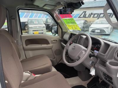 �m�u�P�O�O�N���b�p�[�@�V�����Îԁ@���ب�̓��Y�š4�����ςƽ����ؑւ����߰����4WD�̑g���킹��㋉��ڰ��GX�ɂ́��ϰ�ުݼ���ڰ���VDC������h�~����ײ�޼���׽����ڽ��������ܰ����ށ��d���i�[�ޱ�װ��̧��د���Đ��n��CD���߂Ȃǂ̑����߼�݂́��O�����ں�t�޼���ٰ��װ��HIDײā�ETC���ޱ�޲�ް�t!