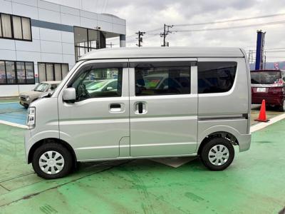 �m�u�P�O�O�N���b�p�[�@�V�����Îԁ@���ب�̓��Y�š4�����ςƽ����ؑւ����߰����4WD�̑g���킹��㋉��ڰ��GX�ɂ́��ϰ�ުݼ���ڰ���VDC������h�~����ײ�޼���׽����ڽ��������ܰ����ށ��d���i�[�ޱ�װ��̧��د���Đ��n��CD���߂Ȃǂ̑����߼�݂́��O�����ں�t�޼���ٰ��װ��HIDײā�ETC���ޱ�޲�ް�t!