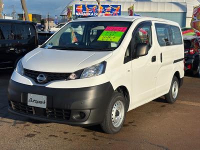 muQOOolbg@VÎԁ@EŔ̔NV200BFFڲĂ1.6L޿ݴݼ݂𓋍ځB׎183mmŤ1Իނ̍ɐςݍ\DX5l߁Íڽ݁ܽÁABSܲ߰ق߼݂́ܰށذށޯׁETCndl(˰װ˰޸)ȂǂtĂ܂B