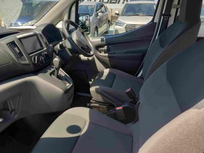 muQOOolbg@VÎԁ@EŔ̔NV200BFFڲĂ1.6L޿ݴݼ݂𓋍ځB׎183mmŤ1Իނ̍ɐςݍ\DX5l߁Íڽ݁ܽÁABSܲ߰ق߼݂́ܰށذށޯׁETCȂǂtĂ܂B