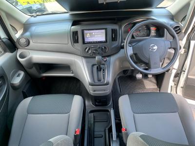 muQOOolbg@VÎԁ@EŔ̔NV200BFFڲĂ1.6L޿ݴݼ݂𓋍ځB׎183mmŤ1Իނ̍ɐςݍ\DX5l߁Íڽ݁ܽÁABSܲ߰ق߼݂́ܰށذށޯׁETCȂǂtĂ܂B