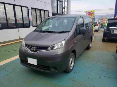 �m�u�Q�O�O�o�l�b�g�@�V�����Îԁ@���E�Ŕ̔������NV200�BFFڲ��Ă�1.6L�޿�ݴݼ�݂𓋍ڡR3�N7����ϲŰ��ݼނ�CVT���ςƱ����STOP��V�̗p���R������㡍ő�ύڗʂ�50kg����650kg�ɡ�����́���ڽ�����ײā����݁�ABS����ܲ�߰�ق���߼�݂́�������ܰ����ނȂǂ��t���Ă��܂��B���g�p��!