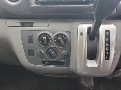 �m�u�R�T�O�L�����o���@�V�����Îԁ@2.5L�ި�������ނ�5��AT�ɽ����ؑւ��߰����4WD�5�ޱ3�l������ߡH29�N7����ϲŰ��ݼނő�^VӰ��ݸ��ق�����Ͻ��ɕύX������́��ϰ�ުݼ���ڰ�����ڽ��F��ܰ����ށ��d���i�[�ޱ�װ�ق���߼�݂́���ײ�޼���׽����ذ���&�ޯ���ׁ�ETC�Ȃǂ��t���Ă��܂��