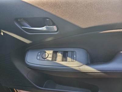 �m�[�g�@�V�����Îԁ@R6�N1����ϲŰ��ݼޡ�޼���VӰ��ݸ��ق��̗p����O�ς�ذƭ��١e-��ܰ�ŔR���WLTC28.4Km/L!�����́�LEDͯ��ײā��ϰ�ުݼ���ڰ������ذ&�߯�����ā����AC��16�����Ԃق���߼�݂́�9����ި���ڲ���ި����׳����ޭ��������޼����װ��ETC�Ȃǂ��t���Ă��܂�!