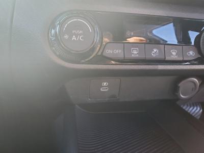 �m�[�g�@�V�����Îԁ@R6�N1����ϲŰ��ݼޡ�޼���VӰ��ݸ��ق��̗p����O�ς�ذƭ��١e-��ܰ�ŔR���WLTC28.4Km/L!�����́�LEDͯ��ײā��ϰ�ުݼ���ڰ������ذ&�߯�����ā����AC��16�����Ԃق���߼�݂́�9����ި���ڲ���ި����׳����ޭ��������޼����װ��ETC�Ȃǂ��t���Ă��܂�!