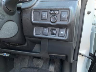 �m�[�g�@�V�����Îԁ@H28�N11����ϲŰ��ݼނ�������^��ے��I��VӰ��ݸ��قƐV�^ͯ��ײġ۰&ܲ�ފ�����O������߰�޻޲ݡ�R���23.4km/L!�����́��ϰ�ުݼ���ڰ���LDW�Ԑ���E�x�񁚵��Hi�ްс�VDC������h�~�����ؼު�ķ�&�߯�����ā���ײ�޼���׽�ق���߼�݂́���ذ���1���TV���׳���V���������ؼު��ٰ��װ�����AC��ETC�t��!