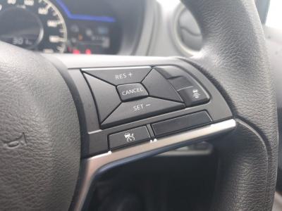 �m�[�g�@�V�����Îԁ@e-POWER��1.2L�ݼ�݂Ŕ��d�����d�C��100��Ӱ���쓮�Ť�R���28.8km/L������́��ϰ�ުݼ���ڰ������ؼު�ķ�&�߯�����ā����AC�ق���߼�݂́���ذ��ށ��׳����ޭ����������ؼު��ٰ��װ���ޱ�װ˰�����ٰ��C��ETC�Ȃǂ𑕔��