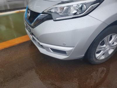 �m�[�g�@�V�����Îԁ@e-POWER��1.2L�ݼ�݂Ŕ��d�����d�C��100��Ӱ���쓮�Ť�R���28.8km/L������́��ϰ�ުݼ���ڰ������ؼު�ķ�&�߯�����ā����AC�ق���߼�݂́���ذ��ށ��׳����ޭ����������ؼު��ٰ��װ���ޱ�װ˰�����ٰ��C��ETC�Ȃǂ𑕔��