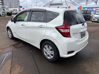 m[g@VÎԁ@e-POWER͓ڂ1.2Lݼ݂Ŕd100%Ӱ쓮ӰȂł̗͂͋ڽݽ̗ǂƗDꂽÏlŔR34.0km/L!éϰުݼڰط&߯āACق߼݂́ذپTV׳ޭؼުٰװETCȂǂtĂ܂!