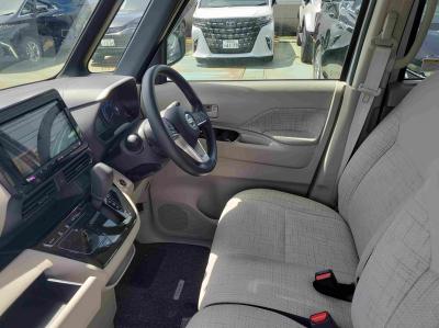 ���[�N�X�@�V�����Îԁ@H2�N3������������ݼޡ�Ȉ�ʲ��د�ނ��ޯ�ذ���ļ��тŔR��WLTC20.9km/L��������e�́��ϰ�ުݼ���ڰ����׳����ޭ�������C�Ű���ݽ��ذ��ܰ�ײ���ޱ��F���˰�������AC�����ذ&�߯�����ā�����ڰ���ق���߼�݂́�9�������پ��TV��ETC���t���Ă��܂��