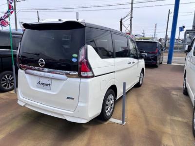 �Z���i�@�V�����Îԁ@�������ق���4WD��Sʲ��د�ނɡCVT�ƂŔR���15.0km/L����ʎd�l��V�ڂɂ́�������ܰ�ײ���ޱ�����K�߯�(���ݸ޽ײ��2nd��ĥ����ޯ�ð���&USB�d��)���ϰ�ުݼ���ڰ�����÷�&�߯�����Ăق���߼�݂́����è�߯�B(����߲ۯĥ�׳����ޭ���������ؼު��ٰ��װ��d���߰�ݸ���ڰ�)����ذ����پ��TV��ETC�t��!