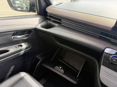 �Z���i�@�V�����Îԁ@R4��12������������ݼޡ�[��������H���V(�V��326.9���~)�Ł�����߲ۯĥC�Ű���ϰ�ުݼ���ڰ������ذ&�߯���������LEDͯ��ײā������ݽ��ذ��Ľײ���ޱ���ٴ��&16�����Ё�USB�d��5�¥����ޯ�ð��قق���߼�݂́�12.3�������پ��TV&�׳���V����&����ٰ��װ&���ں&ETC48.8���~��OP�װ����ׯ�4.4���~�t��!