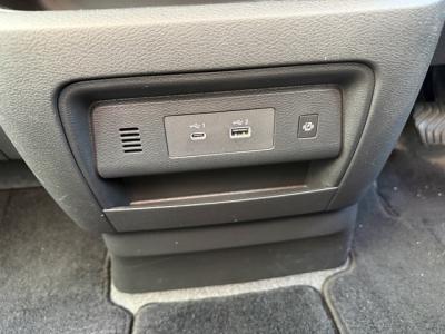 �Z���i�@�V�����Îԁ@R4��12������������ݼޡ�[��������H���V(�V��326.9���~)�Ł�����߲ۯĥC�Ű���ϰ�ުݼ���ڰ������ذ&�߯���������LEDͯ��ײā������ݽ��ذ��Ľײ���ޱ���ٴ��&16�����Ё�USB�d��5�¥����ޯ�ð��قق���߼�݂́�12.3�������پ��TV&�׳���V����&����ٰ��װ&���ں&ETC48.8���~��OP�װ����ׯ�4.4���~�t��!