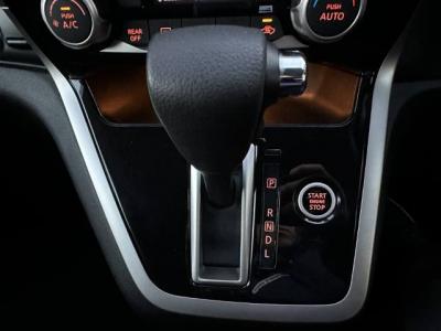 �Z���i�@�V�����Îԁ@Sʲ��د�ނ��̗p���R���17.2km/L���ï�Ver.��ײ�ް�ɂ́���p�ٴ�ہ���p�����޼�ā�16������P��Ё��ϰ�ުݼ���ڰ������ذ&�߯����������ٰ��C���ݽ��ذ��ܰ�ײ���ޱ�Ȃǂ̂ق���߼�݂́�LEDͯ��ײā���ذ����پ��TV&�ޯ���ׁ��د���޳�������ETC���t���Ă��܂�!