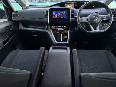 �Z���i�@�V�����Îԁ@Sʲ��د�ނ��̗p���R���17.2km/L���ï�Ver.��ײ�ް�ɂ́���p�ٴ�ہ���p�����޼�ā�16������P��Ё��ϰ�ުݼ���ڰ������ذ&�߯����������ٰ��C���ݽ��ذ��ܰ�ײ���ޱ�Ȃǂ̂ق���߼�݂́�LEDͯ��ײā���ذ����پ��TV&�ޯ���ׁ��د���޳�������ETC���t���Ă��܂�!