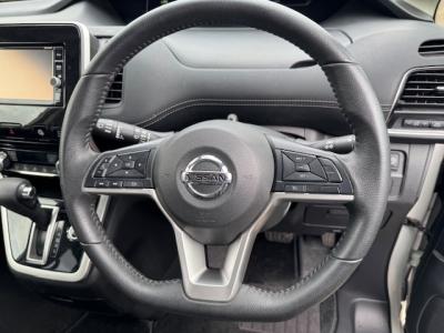 Zi@VÎԁ@ʲدނŔR17.2km/LHV2ɂ́LEDͯײāݽذSDrݸ޽ײ2ndāϰުݼڰذ&ٰ߯C16ЂȂǂ̑߼݂́ذپTV׳ޭETCtĂ܂B