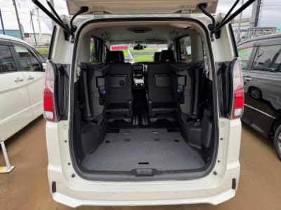 Zi@VÎԁ@ʲدނŔR17.2km/LHV2ɂ́LEDͯײāݽذSDrݸ޽ײ2ndāϰުݼڰذ&ٰ߯C16ЂȂǂ̑߼݂́ذپTV׳ޭETCtĂ܂B