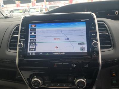 �Z���i�@�V�����Îԁ@�����ʲ��د�ނŔR��17.2km/L�H���V��2�ɂ́�LEDͯ��ײā������ݽ��ذ���SDr�����ݸ޽ײ��2nd��ā��ϰ�ުݼ���ڰ������ذ&�߯�����ĂȂǂ̑����߼�݂́�9�������پ��TV���د���޳�����������߲ۯ�(ڰ�ް�ٰ��C)���׳����ޭ���ׁ����ؼު��ٰ��װ�����˰��&�����˰����ETC���t���Ă��܂��B