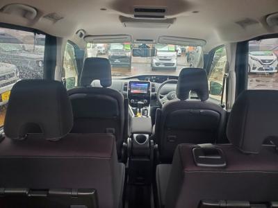 �Z���i�@�V�����Îԁ@�����ʲ��د�ނŔR��17.2km/L�H���V��2�ɂ́�LEDͯ��ײā������ݽ��ذ���SDr�����ݸ޽ײ��2nd��ā��ϰ�ުݼ���ڰ������ذ&�߯�����ĂȂǂ̑����߼�݂́�9�������پ��TV���د���޳�����������߲ۯ�(ڰ�ް�ٰ��C)���׳����ޭ���ׁ����ؼު��ٰ��װ�����˰��&�����˰����ETC���t���Ă��܂��B