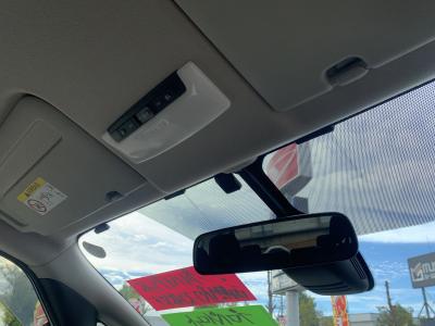 �Z���i�@�V�����Îԁ@�����ʲ��د�ނŔR��17.2km/L�H���V��2�ɂ́�LEDͯ��ײā������ݽ��ذ���SDr�����ݸ޽ײ��2nd��ā��ϰ�ުݼ���ڰ������ذ&�߯�����ĂȂǂ̑����߼�݂́���ذ����پ��TV������߲ۯ�(ڰ�ް�ٰ��C)���׳����ޭ���������ؼު��ٰ��װ�����˰��&�����˰����ETC���t���Ă��܂��B