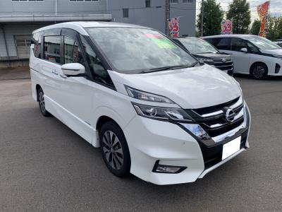 �Z���i�@�V�����Îԁ@�����ʲ��د�ނŔR��17.2km/L�H���V��2�ɂ́�LEDͯ��ײā������ݽ��ذ���SDr�����ݸ޽ײ��2nd��ā��ϰ�ުݼ���ڰ������ذ&�߯�����ĂȂǂ̑����߼�݂́���ذ����پ��TV������߲ۯ�(ڰ�ް�ٰ��C)���׳����ޭ���������ؼު��ٰ��װ�����˰��&�����˰����ETC���t���Ă��܂��B