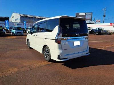 �Z���i�@�V�����Îԁ@R1�N8����ϲ��݂Ō���^�ɡSʲ��د�ނŔR���17.2km/L������́����è�߯�B(����߲ۯ�)���ϰ�ުݼ���ڰ������ذ��LEDͯ��ײā������ݽ��ذ��Ľײ���ޱ��16�����Ё����K�߯�(USB�d�������ޯ�ð���)���ݸ޽ײ��2nd&3rd��Ăق����߼�݂́�10�������پ��TV&�د���޳���������è�߯�A(�׳����ޭ��������ؼު��ٰ��װ)��ETC�t!