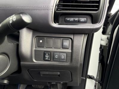 �Z���i���|�o�n�v�d�q�@�V�����Îԁ@R1�N8����ϲ��݂��Č���^�ɡ1.2L�ݼ�݂Ŕ��d���100��Ӱ���쓮��R���26.2km/L�ʲ������V�ɂ́��ٴ�ہ�����߲ۯ�(ڰ�ް�ٰ��)�����ذ��LEDͯ��ײā������ݽ��ذ��Ľײ���ޱ�����ؼު��ٰ��װ���t�����߼�݂́�10�������پ��TV���د���޳����������è�߯�A(�׳����ޭ�������ر�ݽ�Ű)��16�����Ё�ETC�t���B