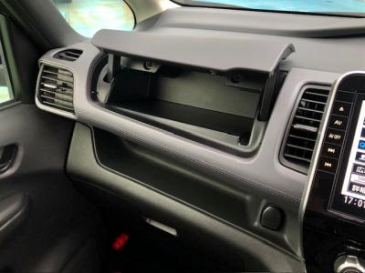 Zi|onvdq@VÎԁ@R1N8ϲ݂Č^ɡ1.2Lݼ݂Ŕd100Ӱ쓮R26.2km/LʲVɂ́ٴہ߲ۯ(ڰްٰ)&ϰުݼڰذ&߯āLEDͯײāݽذĽײޱ15Ёؼުٰװt߼݂́10پTVè߯A(׳ޭرݽŰ)ETC2.0ںtĂ܂B