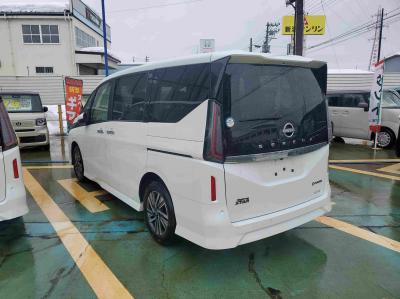 �Z���i���|�o�n�v�d�q�@�V�����Îԁ@R5�N4������������ݼޡ1.4L�ݼ�݂Ŕ��d���100��Ӱ���쓮��R���WLTC19.3km/L�ʲ������V�ɂ́��ٴ�ہ�����߲ۯ�(����َx���tڰ�ް�ٰ��)�����ذ&�߯�����ā������ݽ��ذ��Ľײ���ޱ��16�����ЂȂǂ̂ق����߼�݂́�12.3�������پ��TV���׳����ޭ�����&���ؼު��ٰ��װ&ETC&LEDͯ��ײĕt��!