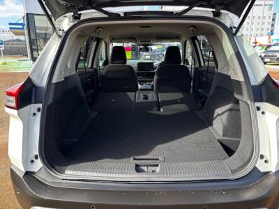 GNXgC@VÎԁ@R4N7ݼޡ1.5L޴ݼ݂4Ӱ쓮eܰRWLTC18.4km/Ĺ߲ۯā18Ё÷&߯āܰ&˰LEDͯײĂق߼݂́9پTV&ޯׁί׽PKG(Լ&ñݸ˰)۱ϯāOPװ߰ܲĂȂǂtĂ܂B