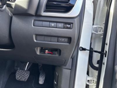 GNXgC@VÎԁ@R4N7ݼޡ1.5L޴ݼ݂4Ӱ쓮eܰRWLTC18.4km/Ĺ߲ۯā18Ё÷&߯āܰ&˰LEDͯײĂق߼݂́9پTV&ޯׁί׽PKG(Լ&ñݸ˰)۱ϯāOPװ߰ܲĂȂǂtĂ܂B