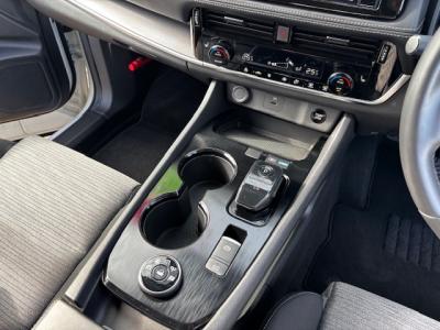 GNXgC@VÎԁ@R4N7ݼޡ1.5L޴ݼ݂4Ӱ쓮eܰRWLTC18.4km/Ĺ߲ۯā18Ё÷&߯āܰ&˰LEDͯײĂق߼݂́9پTV&ޯׁί׽PKG(Լ&ñݸ˰)۱ϯāOPװ߰ܲĂȂǂtĂ܂B