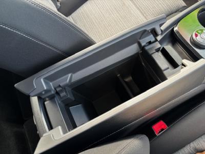 GNXgC@VÎԁ@R4N7ݼޡ1.5L޴ݼ݂4Ӱ쓮eܰRWLTC18.4km/Ĺ߲ۯā18Ё÷&߯āܰ&˰LEDͯײĂق߼݂́9پTV&ޯׁί׽PKG(Լ&ñݸ˰)۱ϯāOPװ߰ܲĂȂǂtĂ܂B