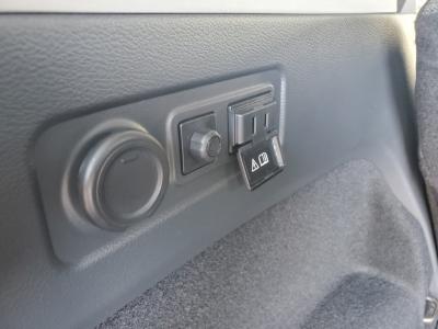 GNXgC@VÎԁ@R4N7ݼޡ1.5L޴ݼ݂4Ӱ쓮eܰRWLTC18.4km/L
߲ۯā18Ё÷&߯āܰ&˰LEDͯײđ߼݂́12.3پTV&׳V&ٰװ&ETCί׽PKG(Լ&ñݸ˰)100Vd۱ϯāOPװ߰ܲĕt!