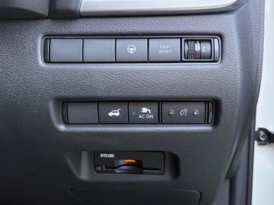 �G�N�X�g���C���@�V�����Îԁ@R4�N7����������ݼޡ1.5L���޴ݼ�݂�4��Ӱ���쓮����e��ܰ��R���WLTC18.4km/L�
������߲ۯā�18�����Ё���÷�&�߯�����ā���ܰ���&˰����LEDͯ��ײđ���߼�݂́�12.3�������پ��TV&�׳���V����&����ٰ��װ&ETC&100V�d������ܰ�ޯ��ޱ��ٰ�ڰف�OP�װ���߰��ܲĕt��!